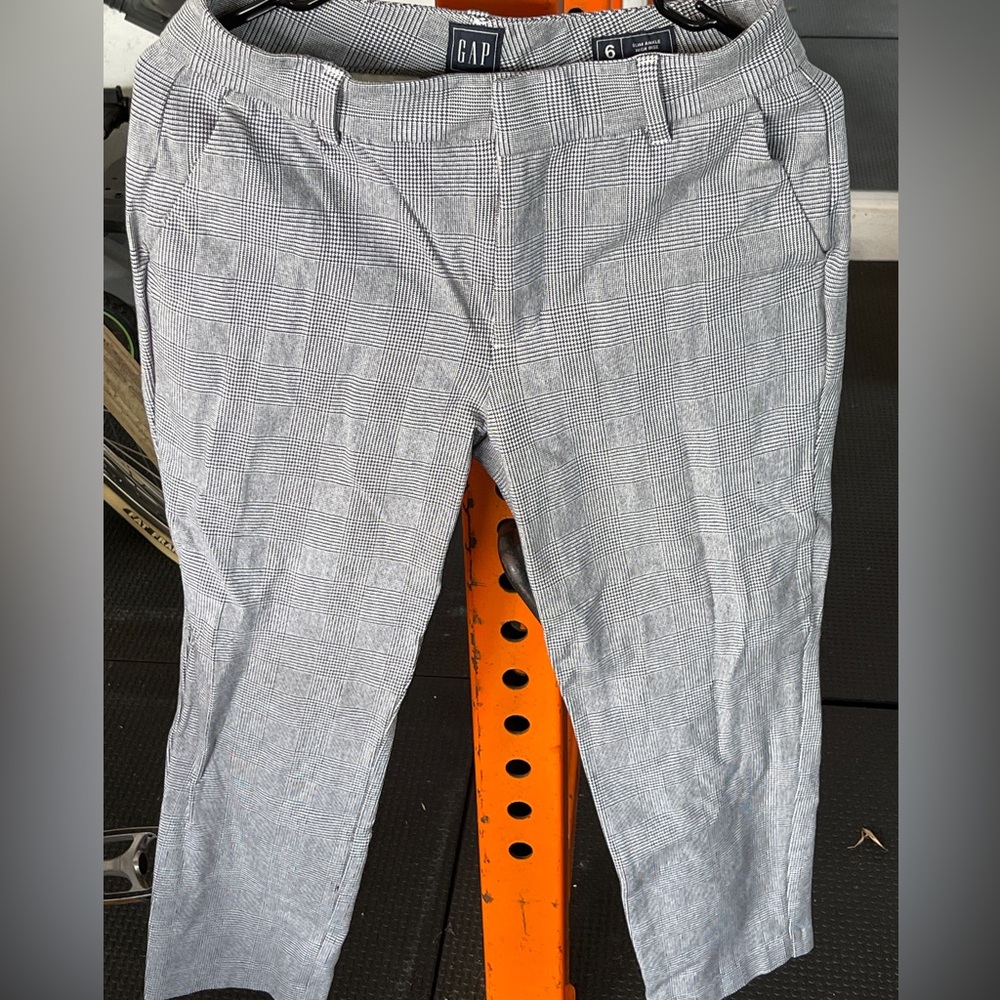 Women’s dress pant